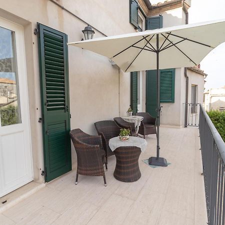 Al Belvedere Apartment Atri Bagian luar foto