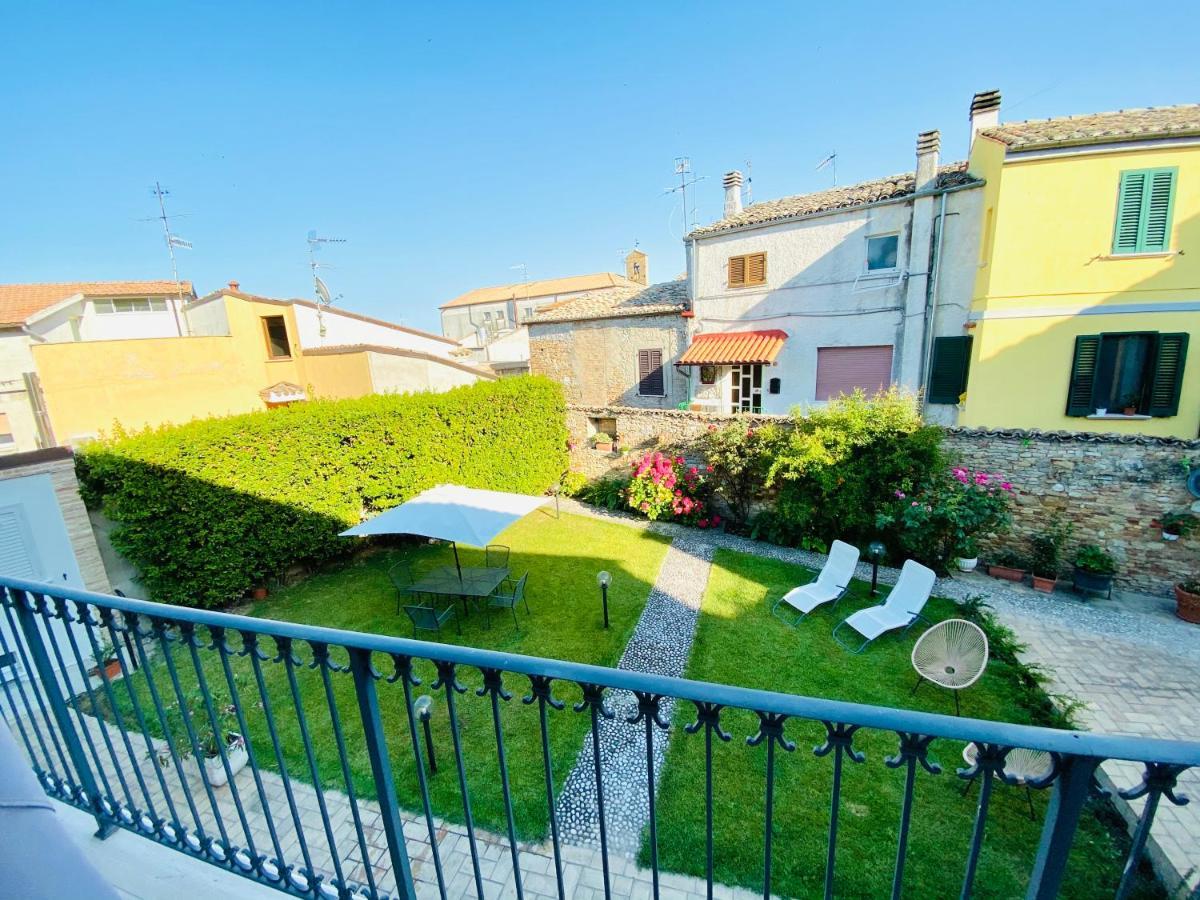 Al Belvedere Apartment Atri Bagian luar foto