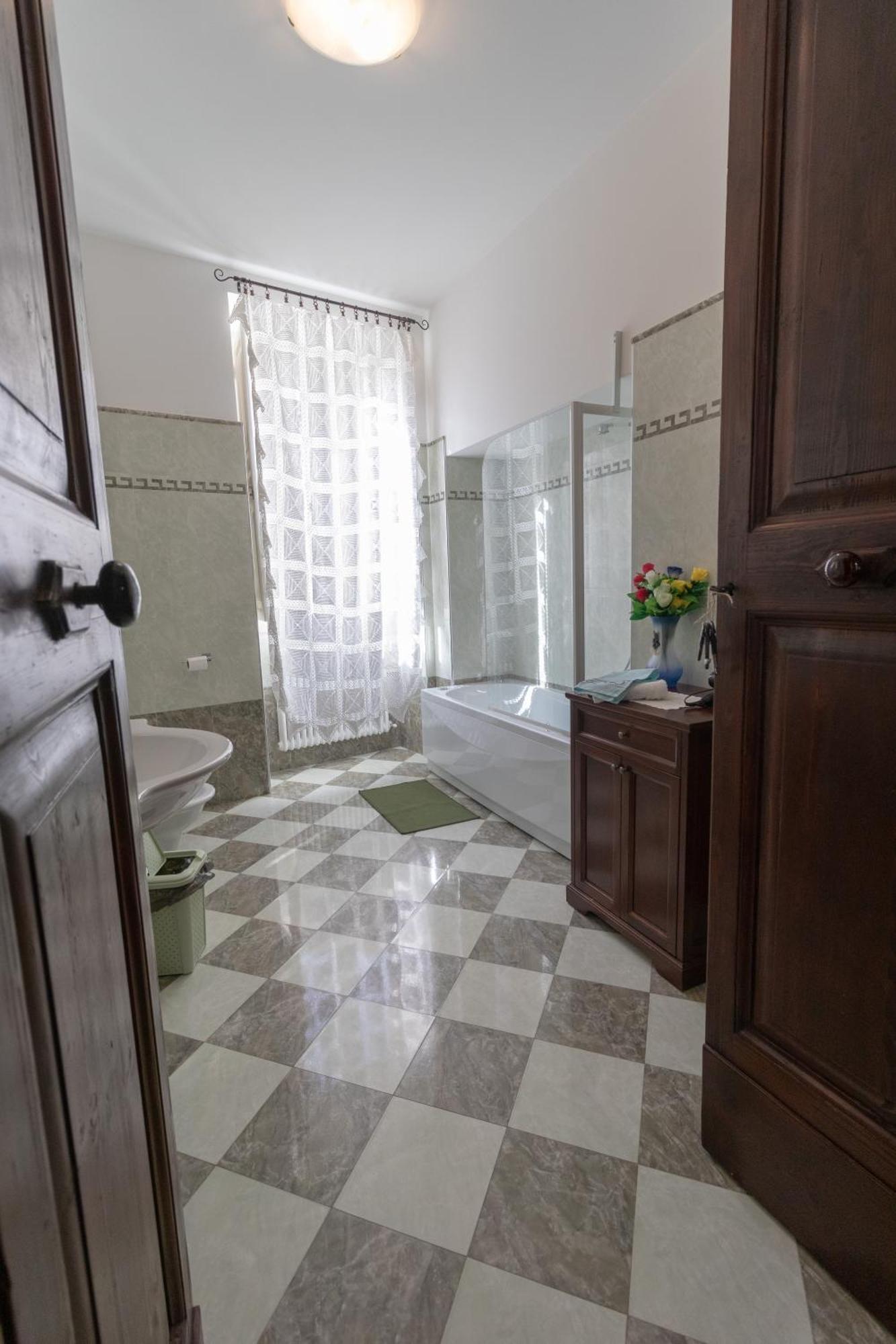 Al Belvedere Apartment Atri Bagian luar foto